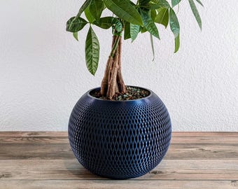 3D Printed Planter Pot: Modern Cross Hatch Design with Drainage