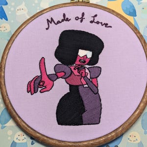 Arte bordado de granate de Steven Universe