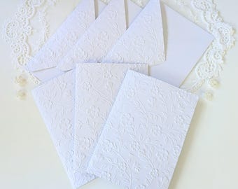 Floral Embossed Greeting Cards Set | Blank 5x7 Cards and Envelopes for Thank You Notes, Handwritten Letters, Weddings, and Bridal Showers
