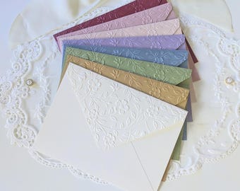 Floral Vine Embossed Envelopes | Customizable A7 Envelope Stationery Set for 5x7 Invitations, Cards, and Letter Writing
