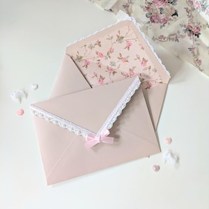 Roze kanten enveloppen met parels | A7-coquette-enveloppen met rozenvoering voor liefdesbrieven, jubilea, brieven schrijven, trouwkaarten