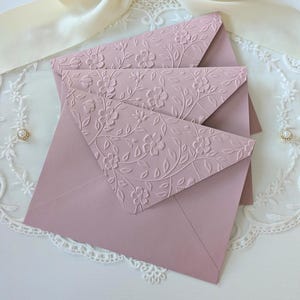 Dusty Rose Embossed Envelope Set | A7 Pink Floral Vines Pattern Envelope for 5x7 Invitations, Cards, and More
