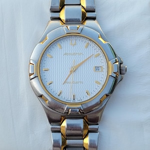 Vintage Bulova Accutron AccuQuartz Spaceview 17 Jewels Stainless Steel Swiss Made Men&#39;s Wrist Watch