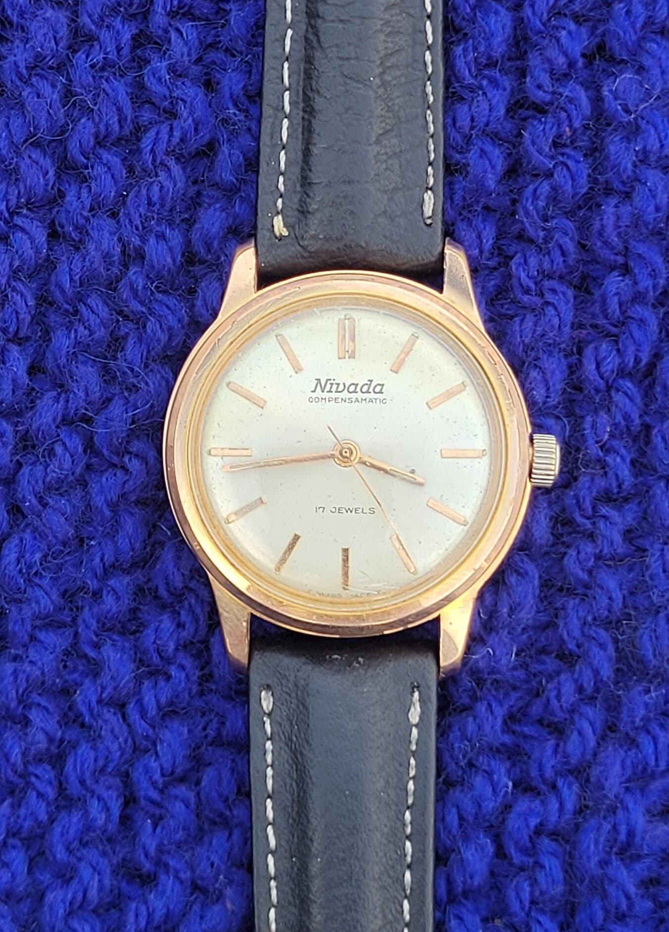 Montre Vintage NIVADA COMPENSAMATIC Des Années 1960 - Mécanique Manuelle, Boîtier Doré, Cadran Champagne
