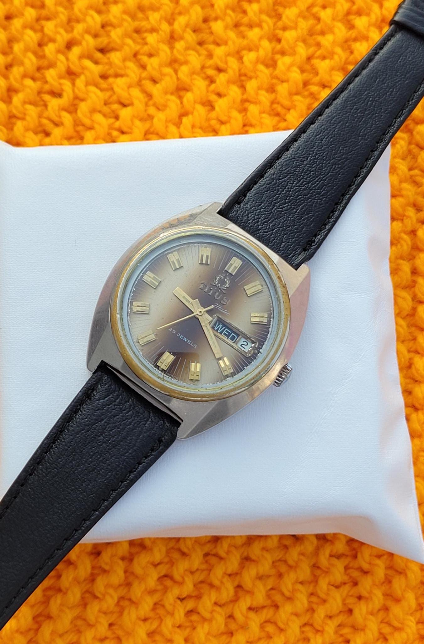 Vintage Solvil Et Titus Automatic Men's Watch: Swiss Made Day/date
