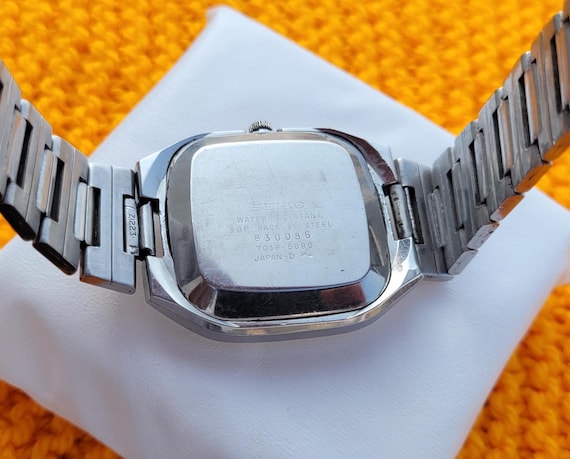 セイコー5 ビンテージ　自動巻き　メンズ腕時計 ヴィンテージ セイコー5 自動巻き メンズウォッチ：ブラウン文字盤