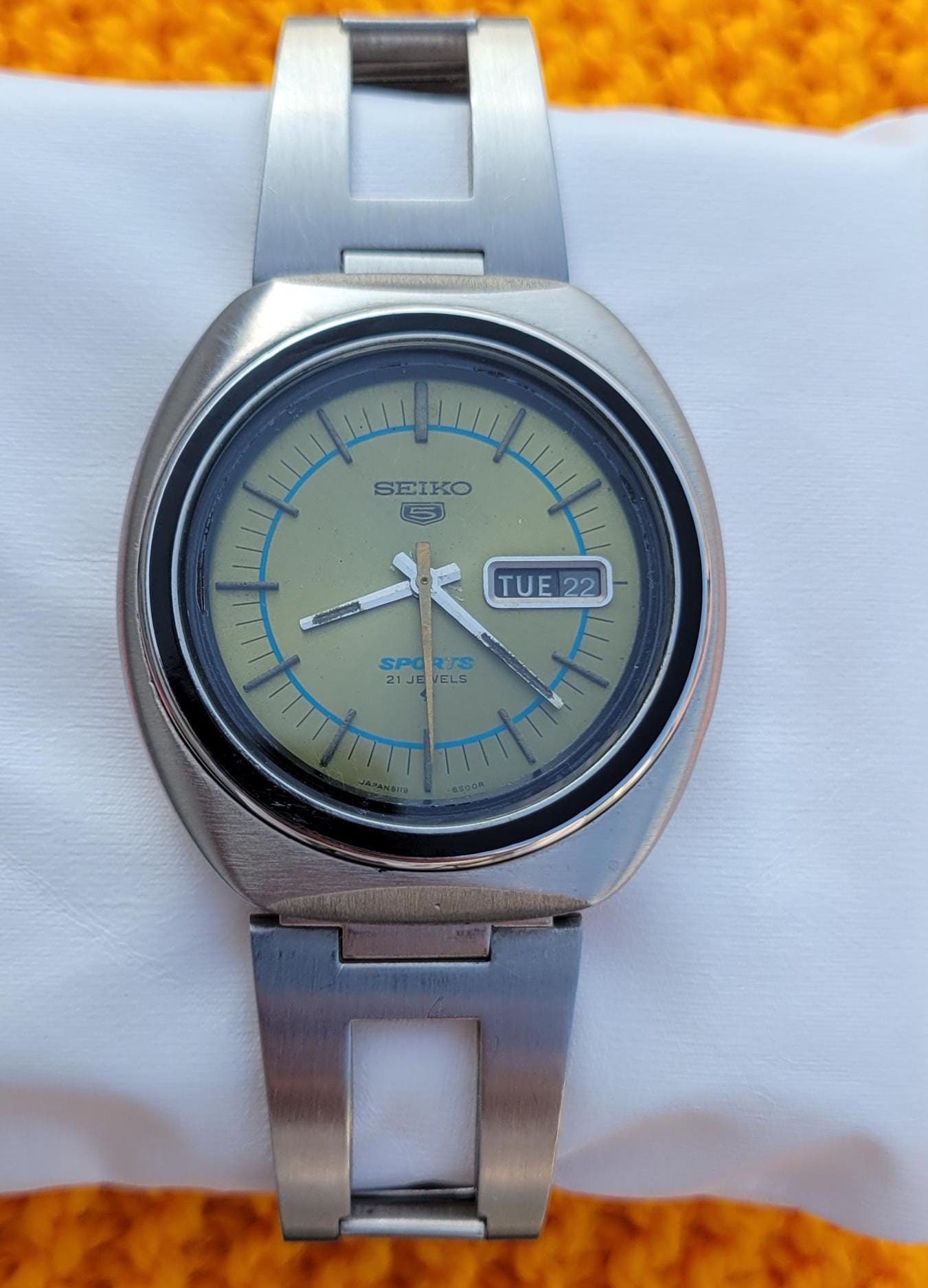 SEIKO 5 Sports 自動巻き腕時計　ビンテージ 1970年代のヴィンテージ セイコー5 スポーツ 自動巻き ステンレス