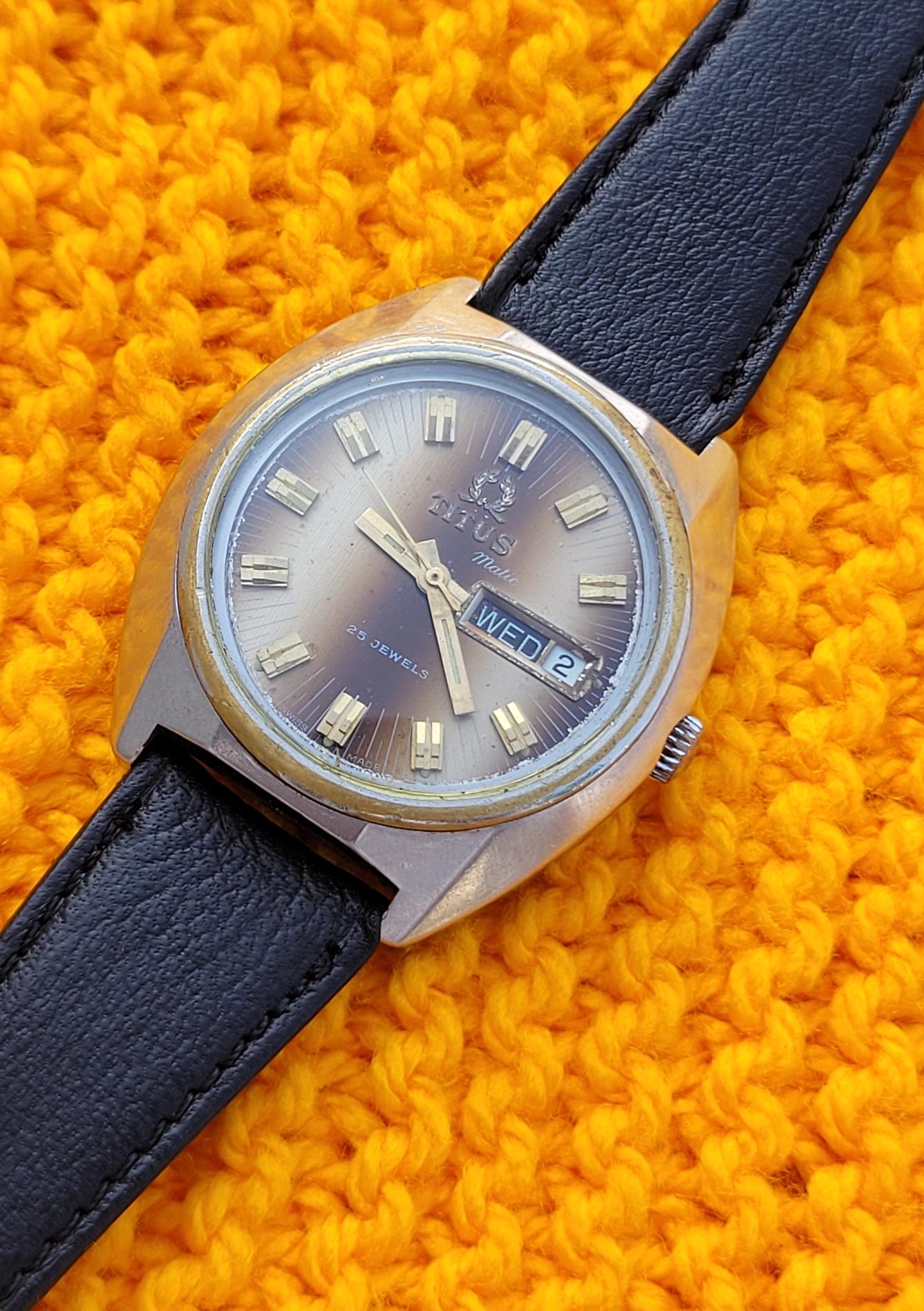 Vintage Solvil Et Titus Automatic Men's Watch: Swiss Made Day/date