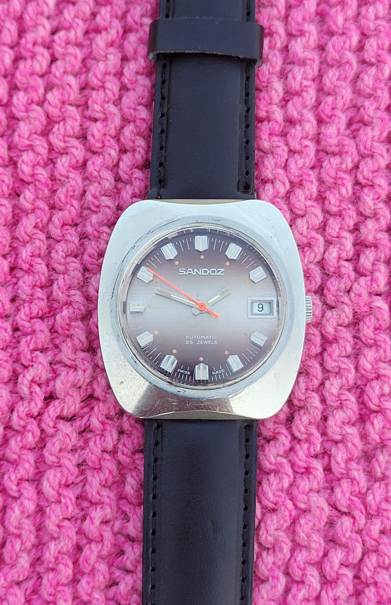 Vintage Sandoz Swiss Made Men's Wrist Watch: 25 Jewels, Stainless