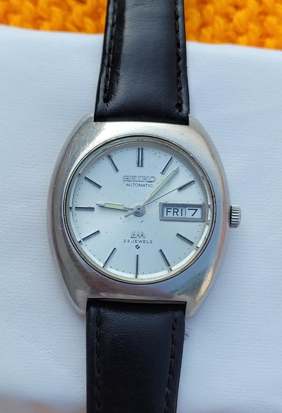 Vintage Seiko Lord Matic Automatic Watch: Stainless Steel 23