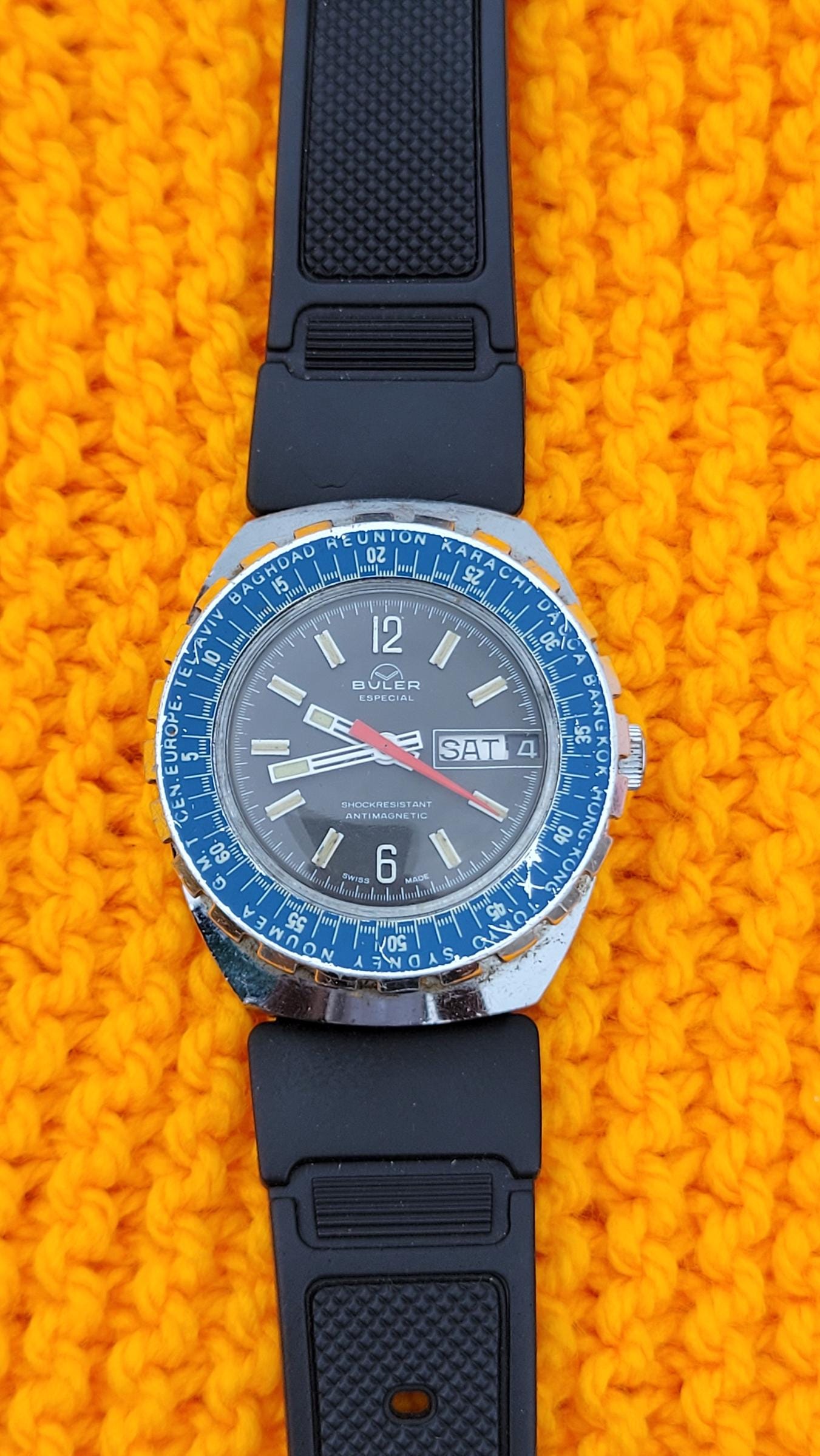 Vintage Buler Swiss Coin-Style Dial Watch – Liberty Motif – Rare Collectible 60s Vintage Liberty Watch - 8 For Sale on 1stDibs main image 3