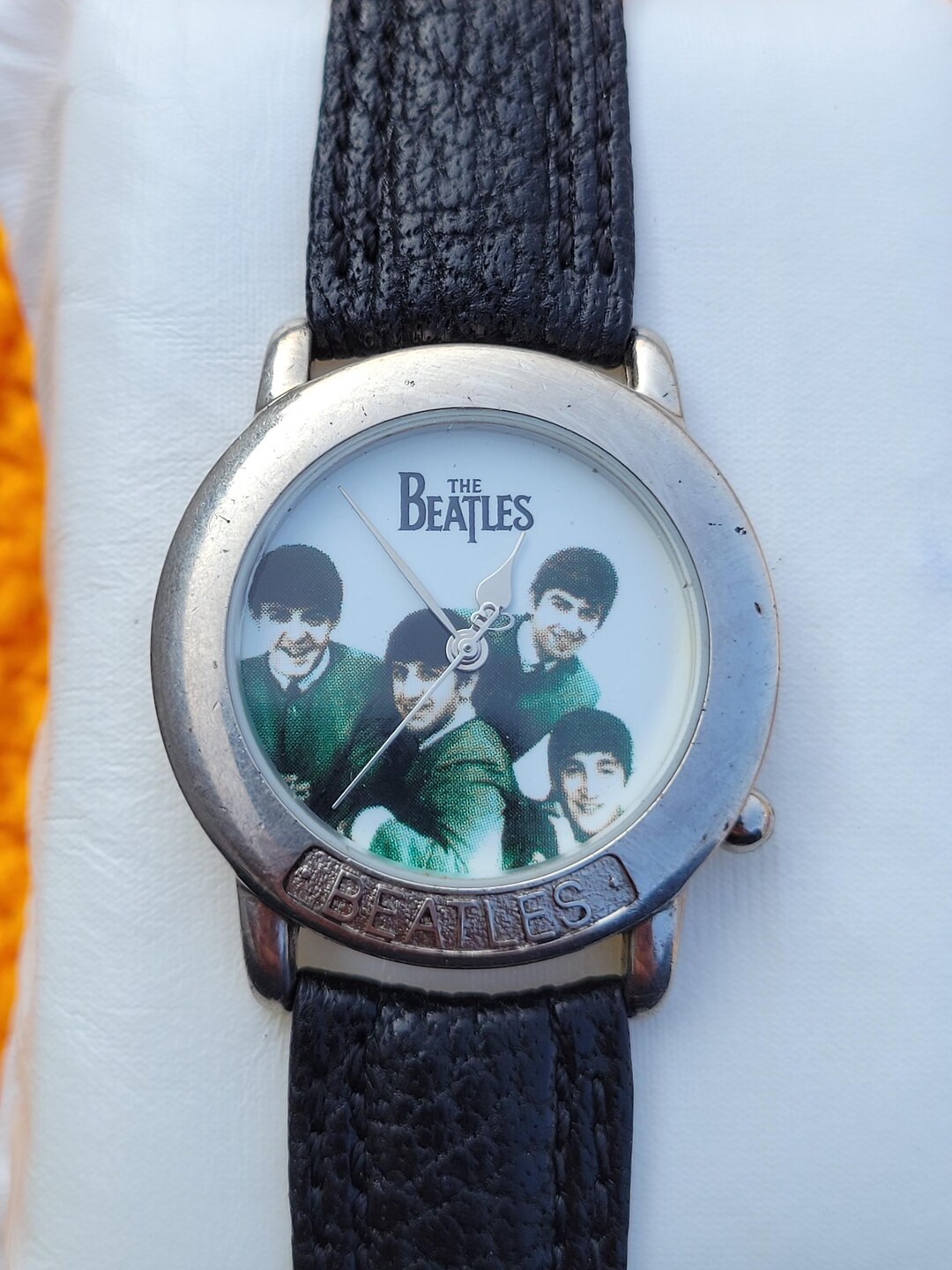 Montre Collector The Beatles Années 1990 - À Quartz, Boîtier Argenté, Avec Boîte Originale, Vintage