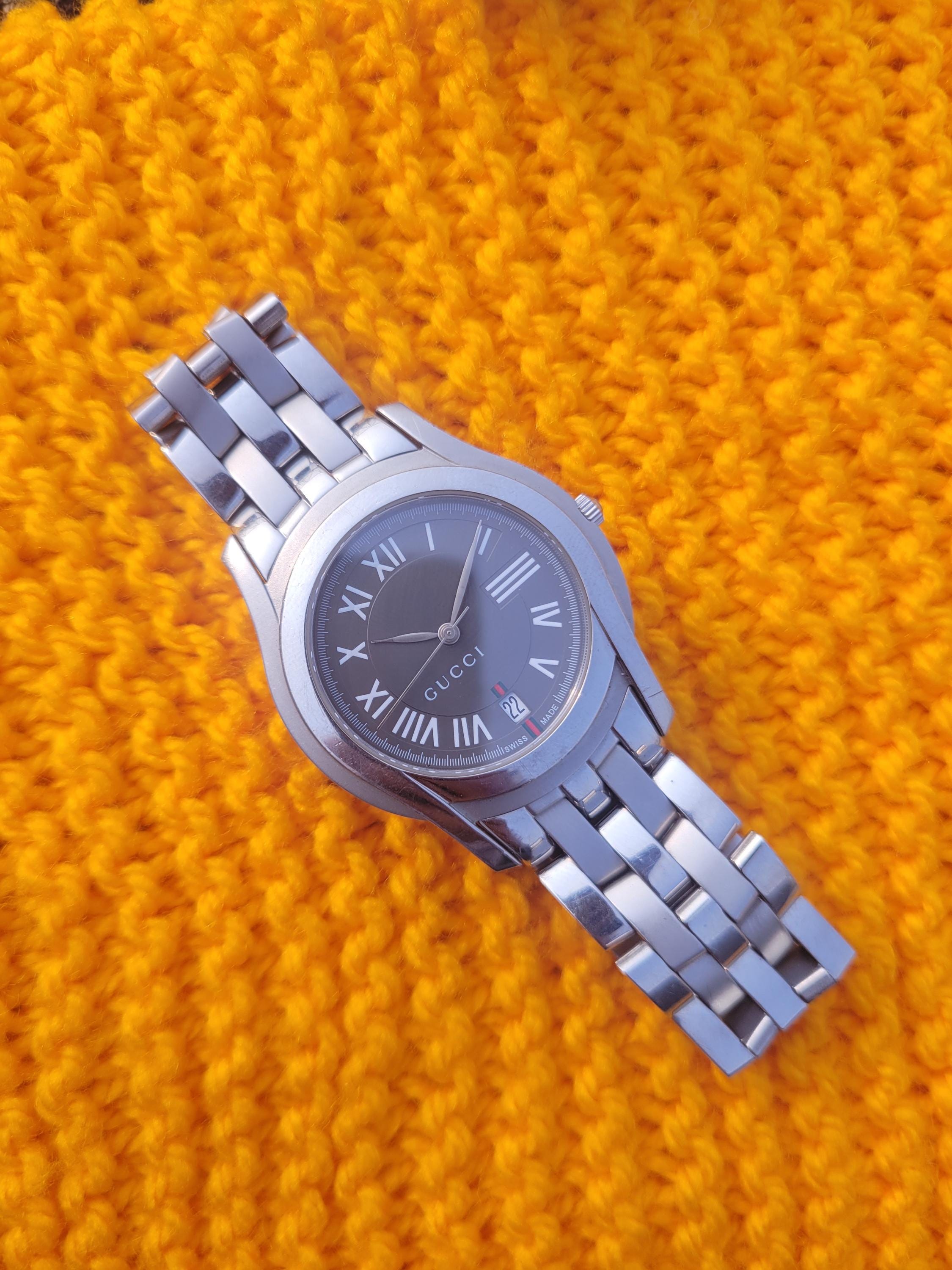 Gucci 5500M Gray Dial Roman Stainless Steel Swiss Made Men's Wrist