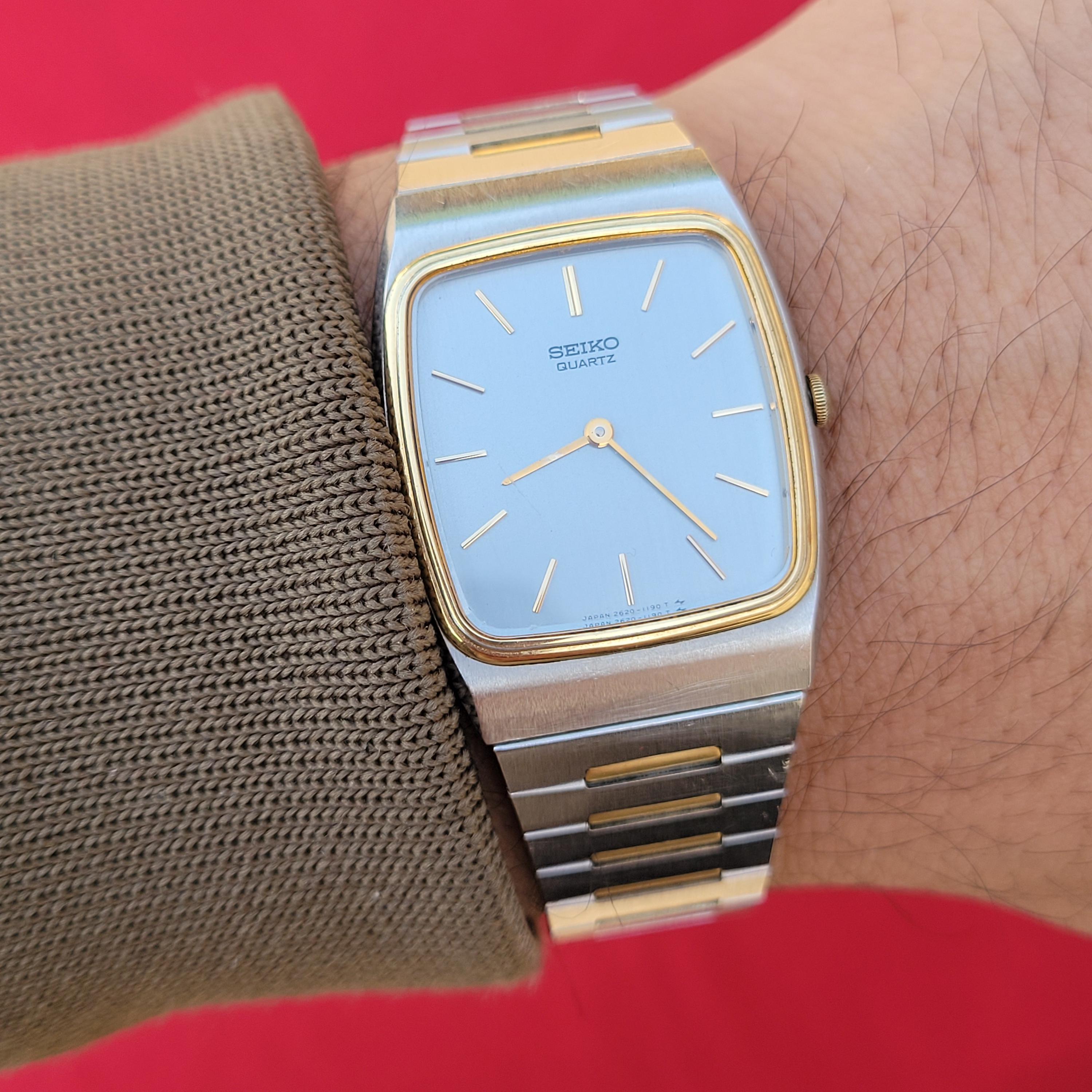 ヴィンテージ SEIKO 2620-5000 金砂文字盤 タンク 1979年製造 ヴィンテージ SEIKO 2620-5000 金砂文字盤 タンク 1979年製造