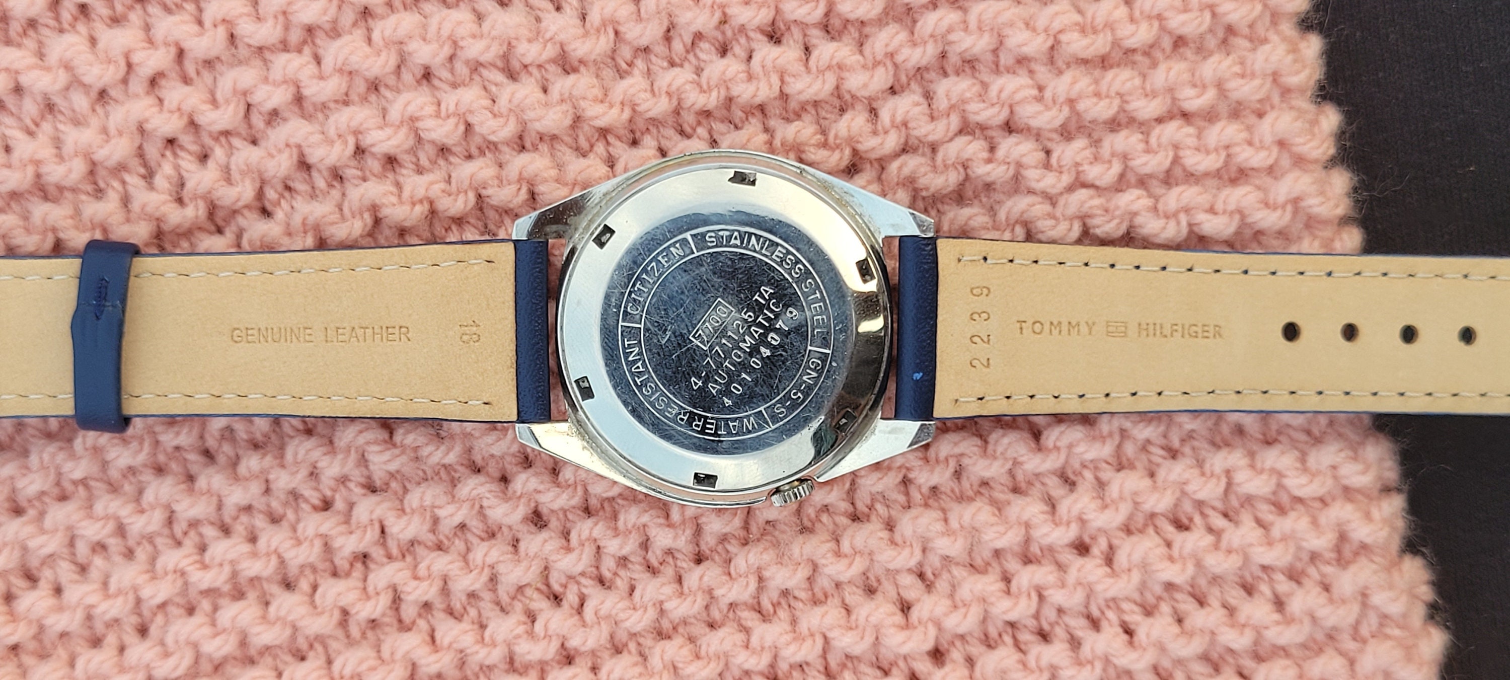 ヴィンテージ シチズン レオパード ウォッチ：希少なブルー文字盤