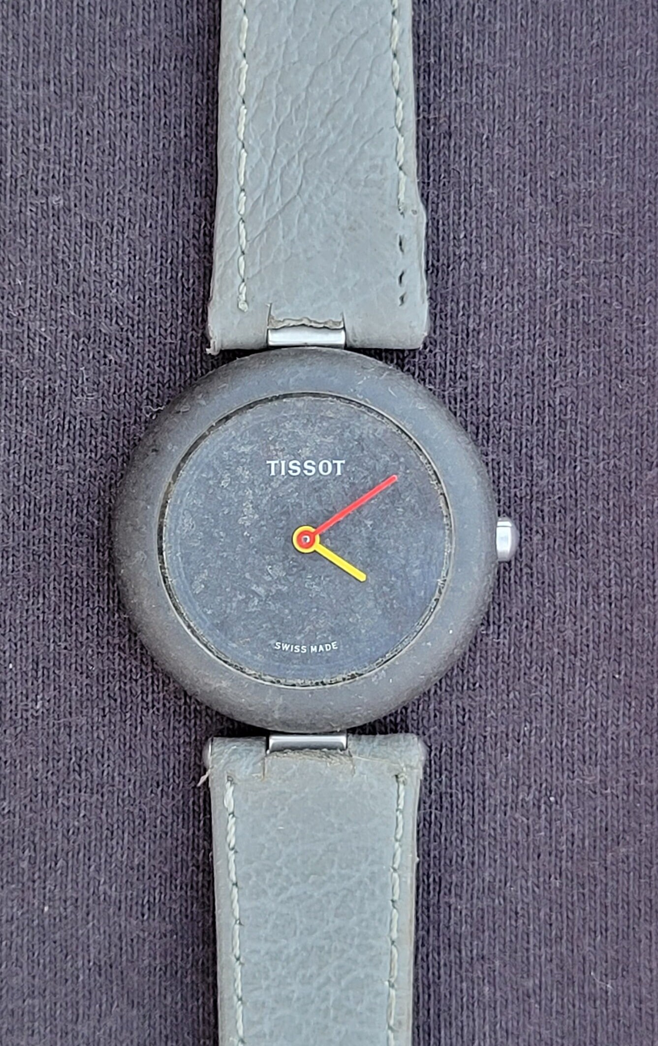 Tissot rock watch R150 美品 Vintage Tissot Rock R150 Quartz Midsize Unisex Rare Swiss