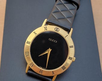 グッチ ブラック 3000.2.M クォーツ ゴールドメッキ スイス製 メンズ