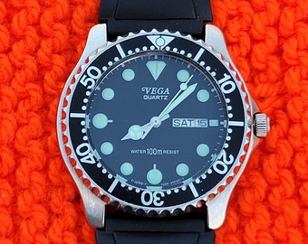 Vintage Citizen Vega Diver Watch 3J00-397037 Quartz 1990's Vintage Citizen Vega Diver Watch 3J00-397037 Quartz 1990's
