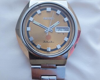 SEIKO アドバン　Cal 6106−7570　オートマチック SEIKO Advan 6106-7570 JDM Automatic Turquoise Sunburst Dial