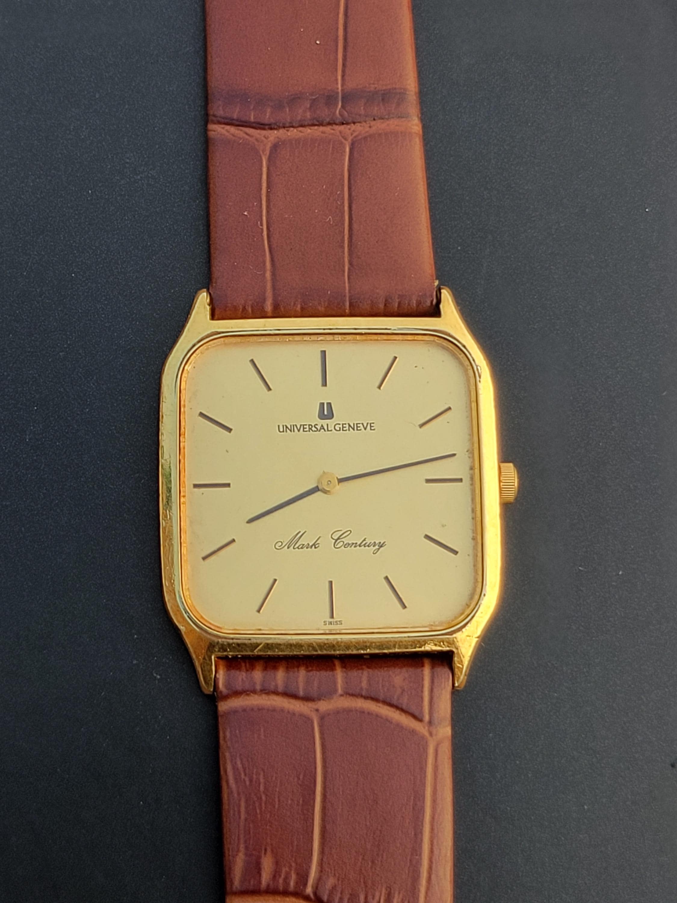 UNIVERSAL GENEVE 手巻き腕時計 スクエア Vintage Universal Genève Mark Century Square Slim Rare 1980s Men's