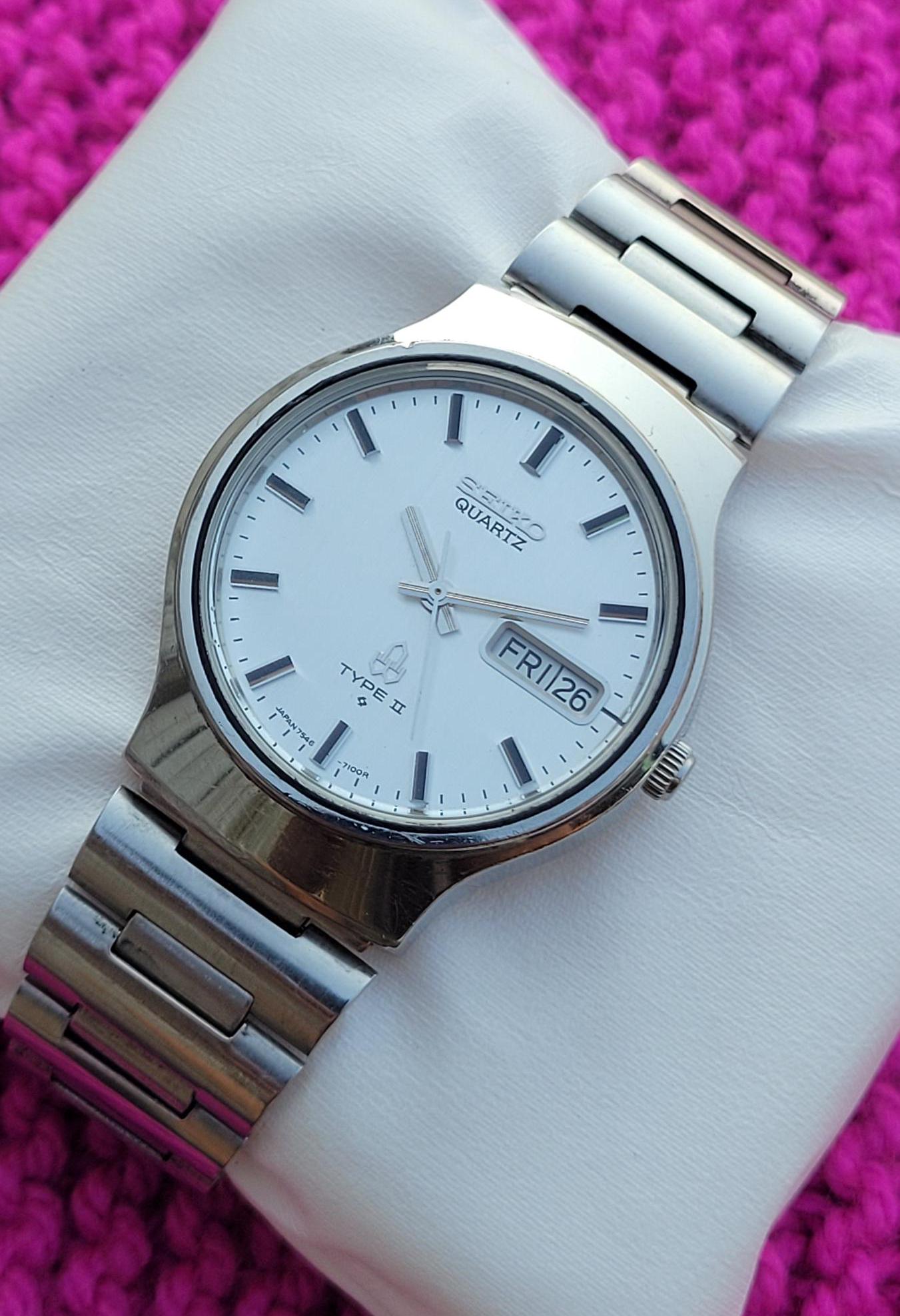 Vintage Seiko Quartz Type II Stainless Steel Men's Watch - Etsy