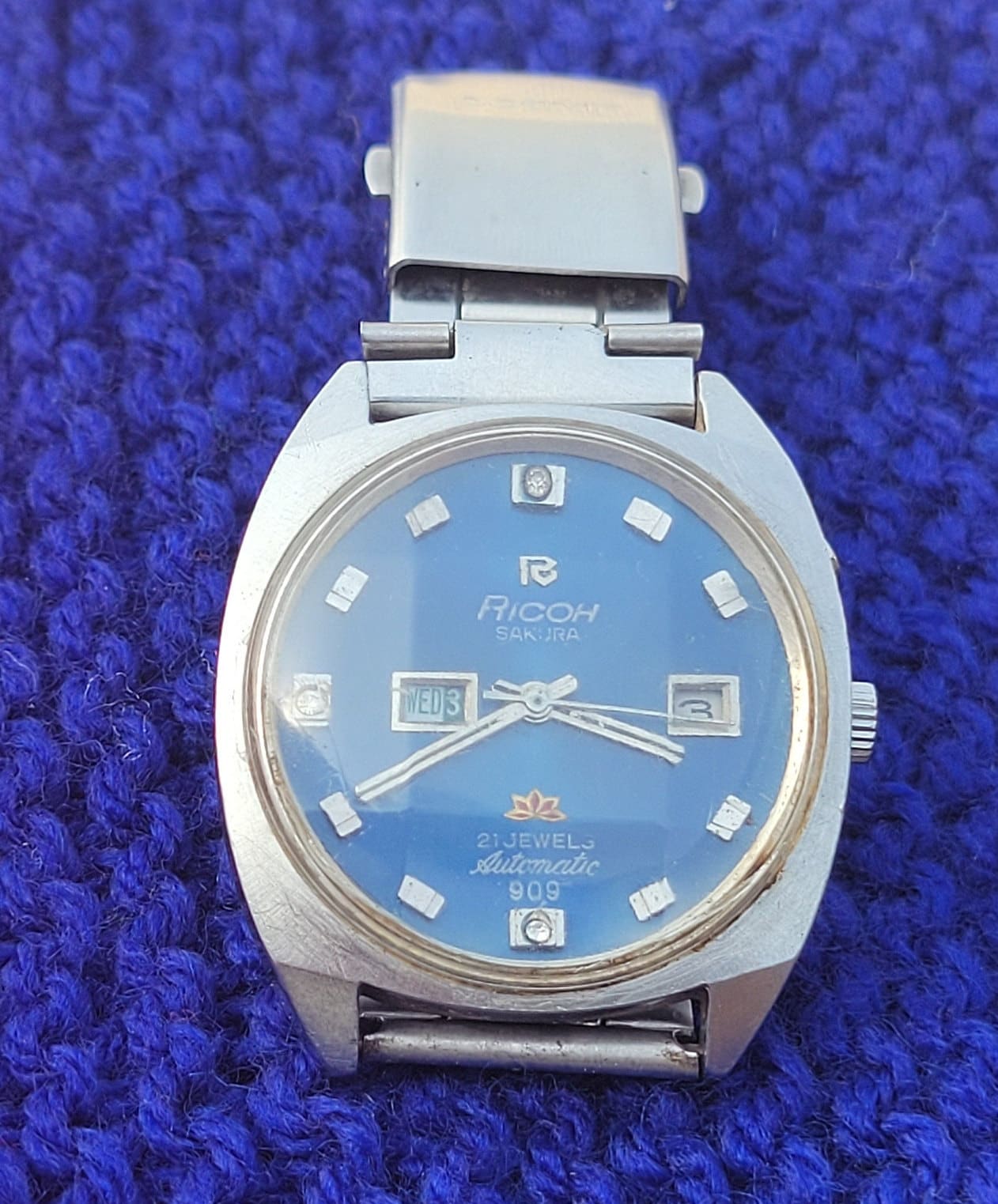 Rare Vintage Ricoh Sakura 909 Automatic 21 Jewels Day/date