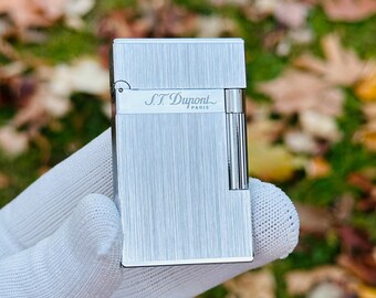 S. T. Dupont lighter, Line 2, brown Chinese lacquer, wood-pattern 