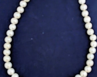 Vintage Bemerkenswerte Naturperlen 16 "Halskette mit Goldverschluss