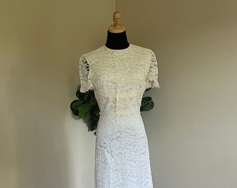 Super Rare 70s German-Made Lace Wedding Dress by Emiliana Wendel - Romantic Modest Wedding Dress - Vintage Elopement Dress- Size Large