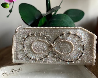 Vintage 1960s Abendtasche - LaRegale Elfenbein Weiß Creme Perlen verzierte Pailletten Abendtasche -Midcentury Modern Geldbörse - Braut Hochzeit Clutch