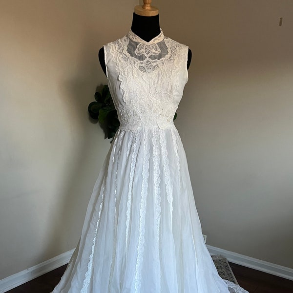 Robe de mariée vintage des années 70, style Gunne Sax blanc, Cottagecore, mariage bohème, robe de mariée élégante, dentelle, robe de mariée modeste