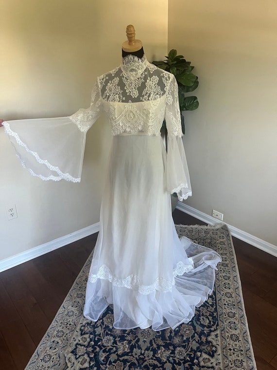 Boho Dream: Vintage 1970s Wedding Dress, Ethereal 