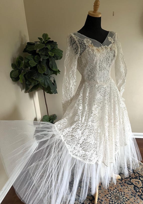 blue lace sweetheart dress A-Line Sweetheart Neck Tulle Lace Gray Blue Long Prom Dress, Lace Form –  toptby main image 1