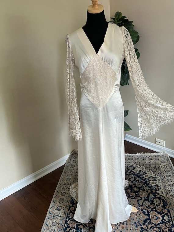 Whimsical 70s Ivory Wedding Dress, Bohemian hippy 