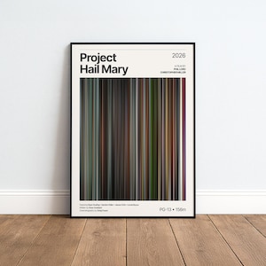 Puede incluir: Un póster de película enmarcado de Project Hail Mary, 2026, que presenta un gráfico central vertical estilo código de barras compuesto por finas rayas multicolores. El texto incluye el título, director, reparto, guionista y una duración de 156m.