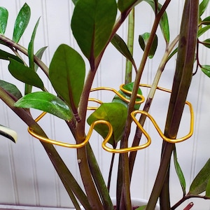 Soportes para plantas con forma de hoja de monstera, soportes decorativos para plantas de interior, bonitos adornos para macetas, enrejado para plantas de estilo bohemio artesanal. imagen 2