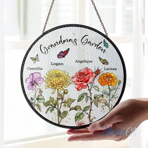 Aangepaste Nana&#39;s Garden Glass Suncatcher, aangepaste geboortemaand bloemen Suncatcher, oma&#39;s tuincadeau, cadeau voor oma, Moederdagcadeau