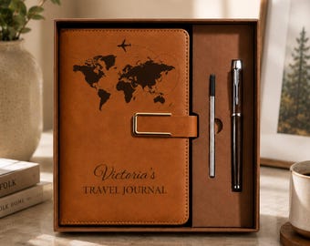 Set de regalo de diario de viaje personalizado, cuaderno de viaje de cuero personalizado con bolígrafo, diario con mapa del mundo grabado para viajeros y aventureros.