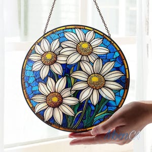 Birth Month Flower Suncatcher, Birth Flower Daisy Suncatcher, April Birthday Gift, Mothers Day Gift For Mom Gift For Grandma Gift For Bestie