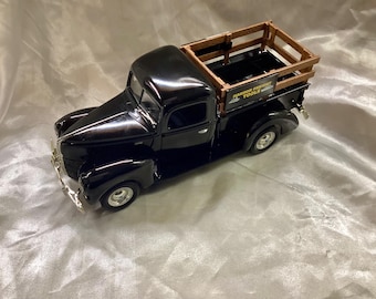 1940 Ford Pickup Truck ERTL Prestige Series in Original Box. 1/25 Scale. Mint