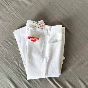 Pantalones Levis Staprest Big E vintage, modelo 646, color blanco, nuevos, sin usar, de los años 70.