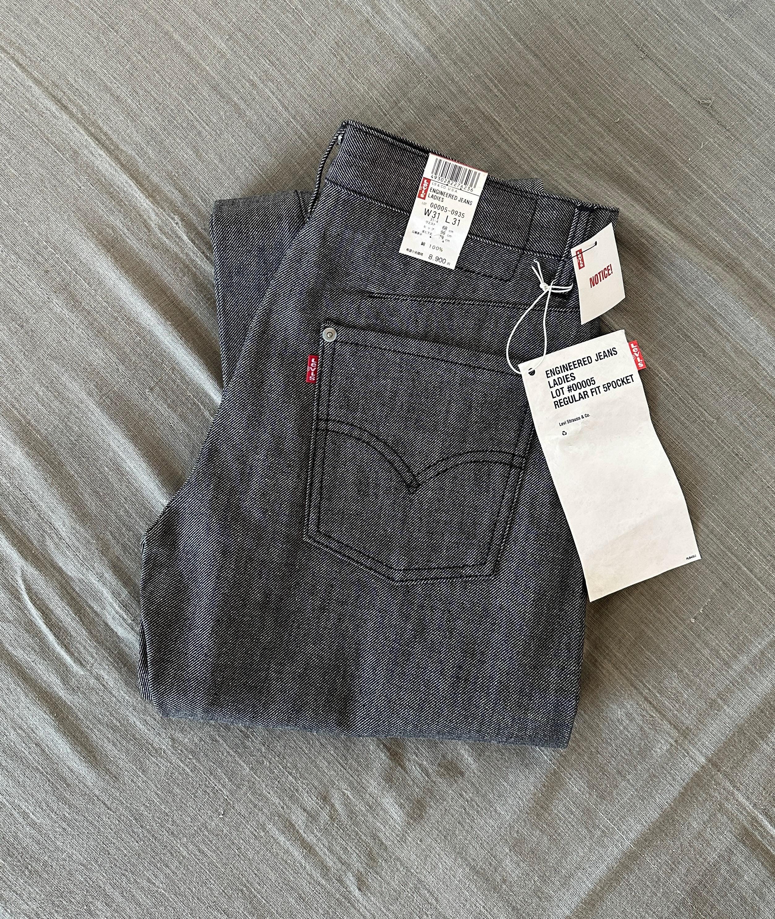 Engineered Jeans by LEVIS Vintage 3D Black Denim Deadstock From
