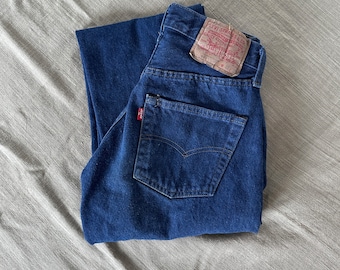 Vintage Levi's 55501 501XX Jeans Size 30 / Faded Distressed