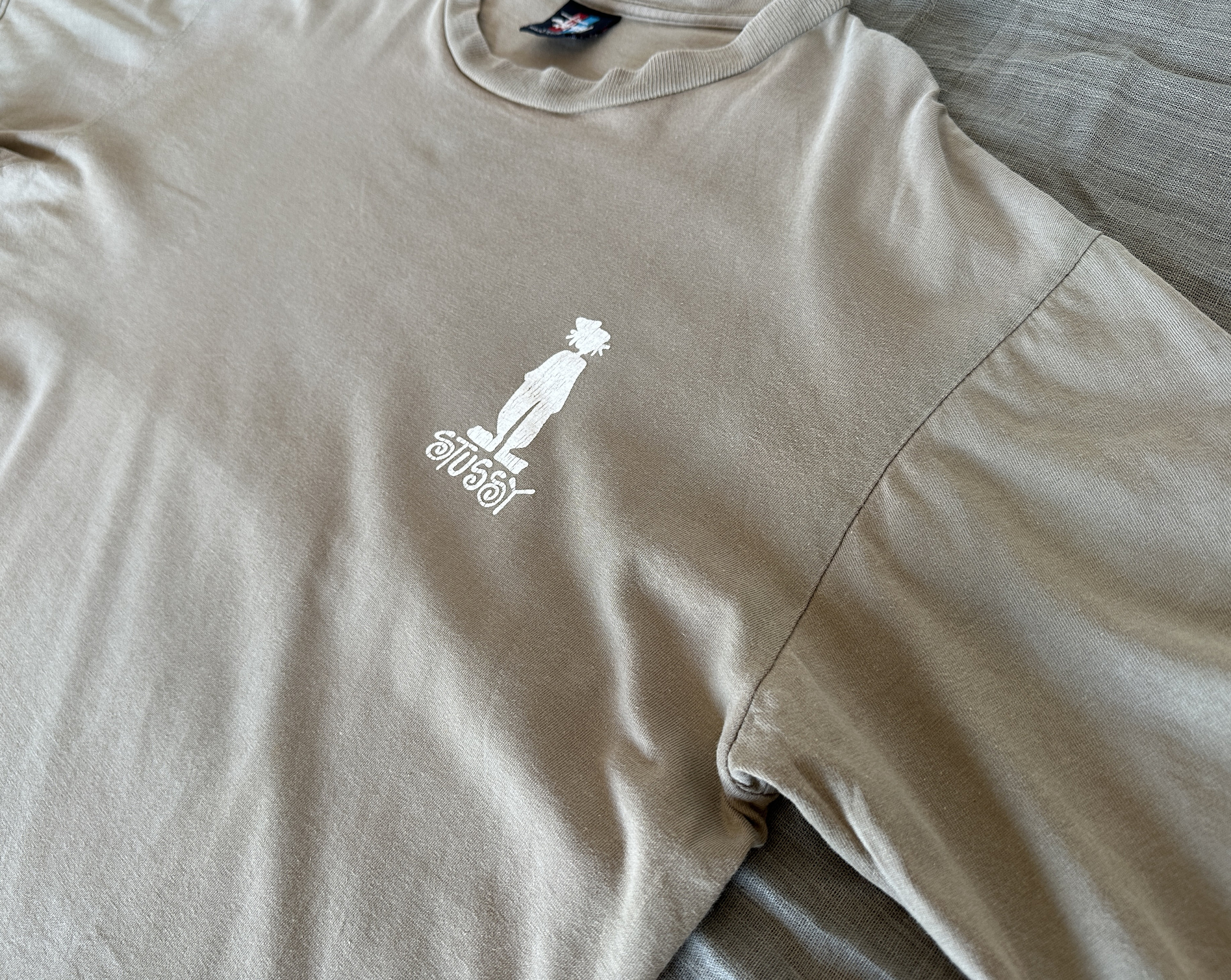 トップス 00s stussy vintage t-shirt shadowman s-l1200.jpg