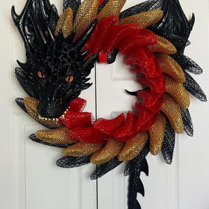 Dragon Wreath