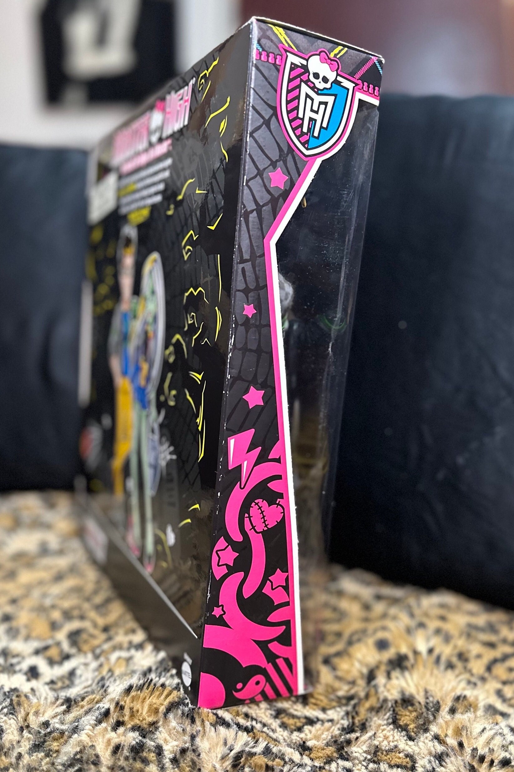 Monster High Picnic Casket for 2 - Jackson Jekyll and