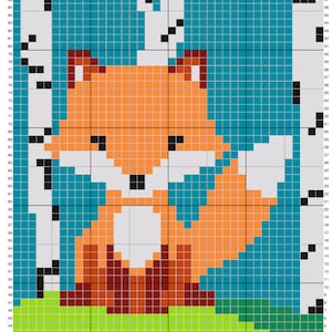 Op de afbeelding: Een pixel art afbeelding van een oranje vos met een witte snuit en zwarte ogen. De vos zit op een groene grasveld tegen een turquoise blauwe achtergrond.