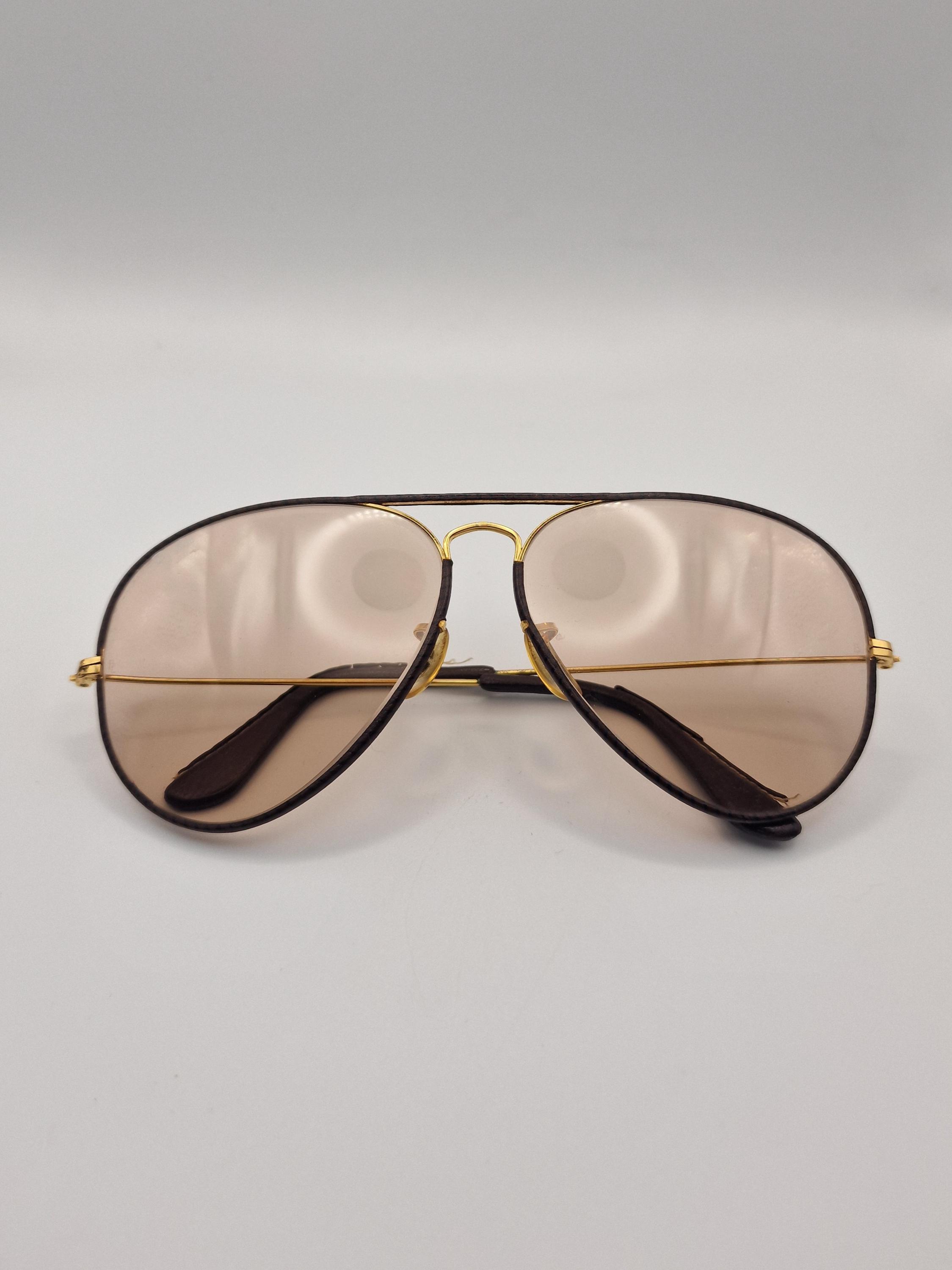 Ray Ban　レイバン　LEATHERS　AVIATOR　ビンテージサングラス Vintage Ray-ban Aviator “leathers” Sunglasses – Bausch & Lomb
