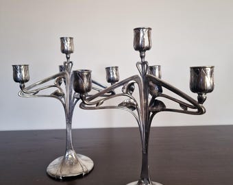Christofle Gallia „Nénuphar“ 4-flammiger Jugendstil-Kerzenleuchter - Paar - versilbert - Frankreich um 1903