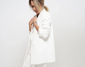 Tailleur pantalone da sposa, abito bianco da donna, abbigliamento fatto a mano, abito da sposa lesbico, set di abiti da donna minimalista, abito da sposa da donna, regalo di compleanno